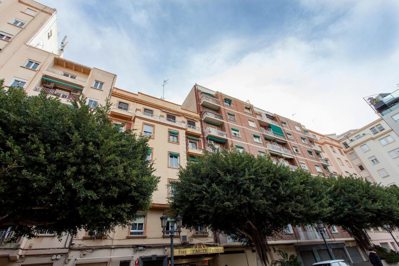 Apartment Near The Marina, Valencia Eksteriør bilde