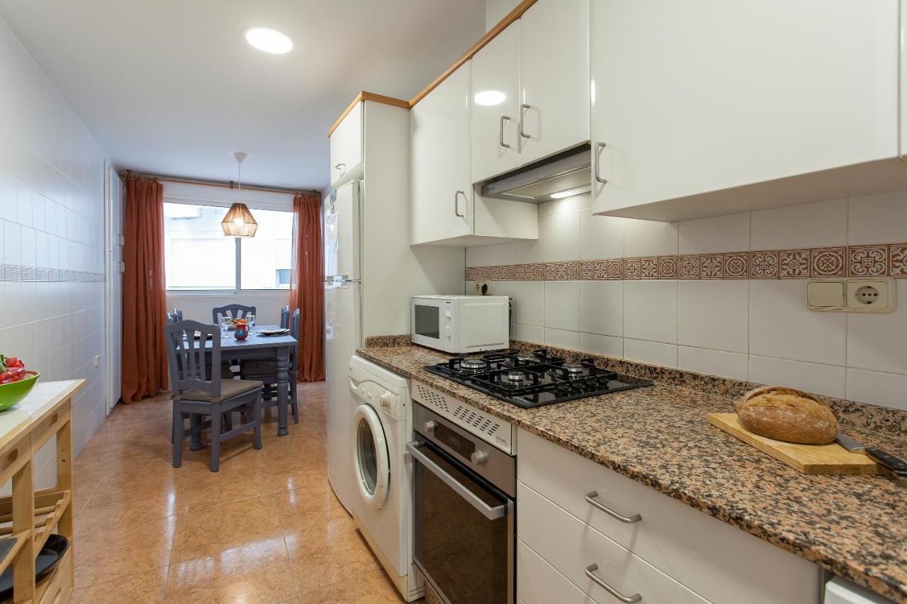 Apartment Near The Marina, Valencia Eksteriør bilde
